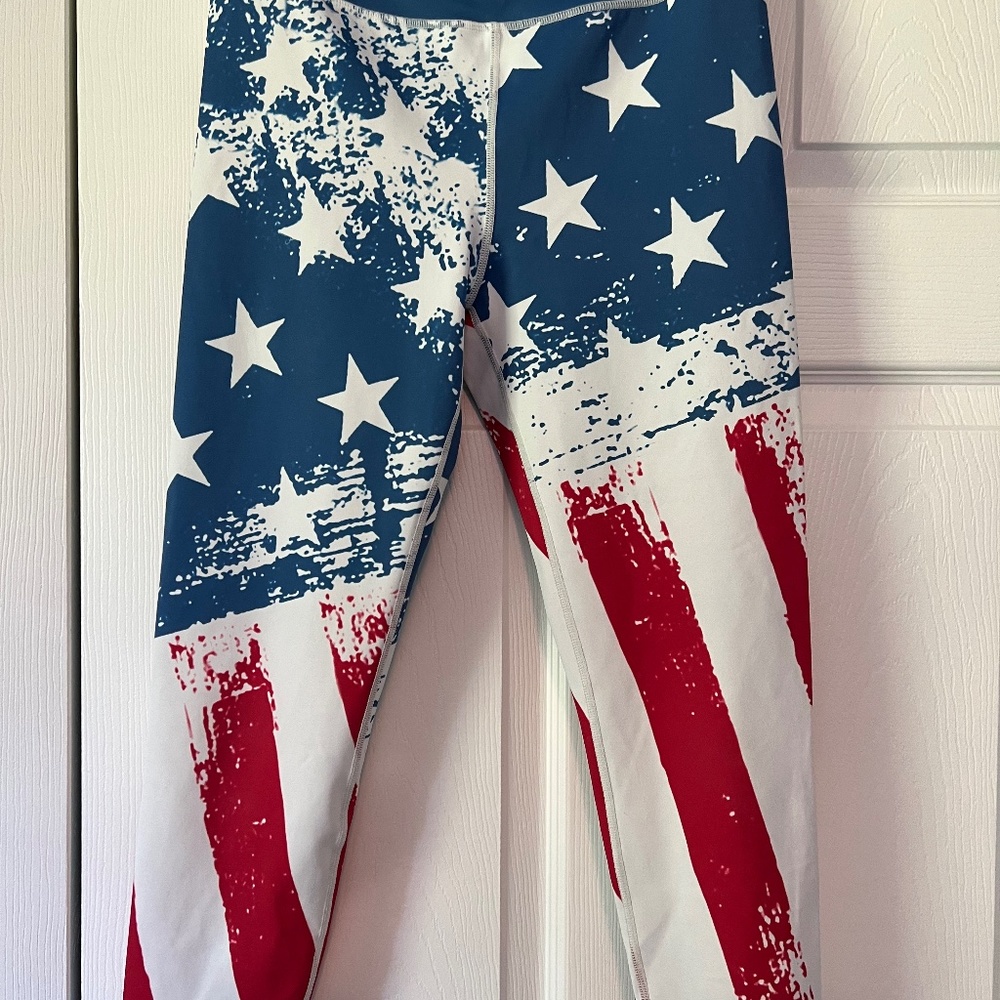 CVG flag capris